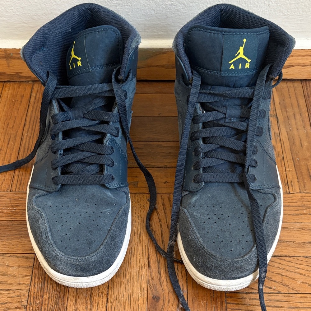 Jordan 1 sneakers